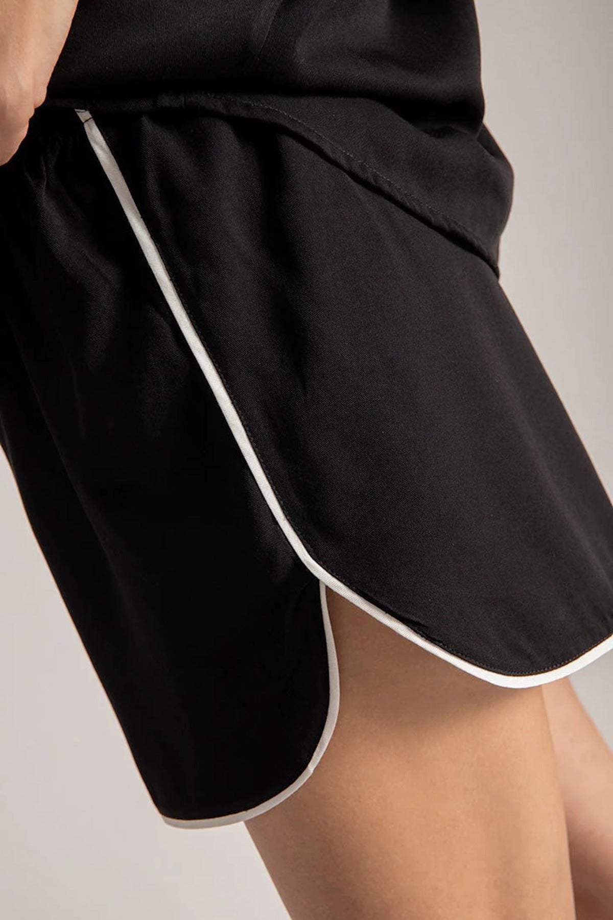 Piped PJ Set - Shorts - EVAMAIA