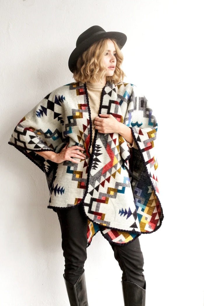 Red Etnico Poncho - EVAMAIA