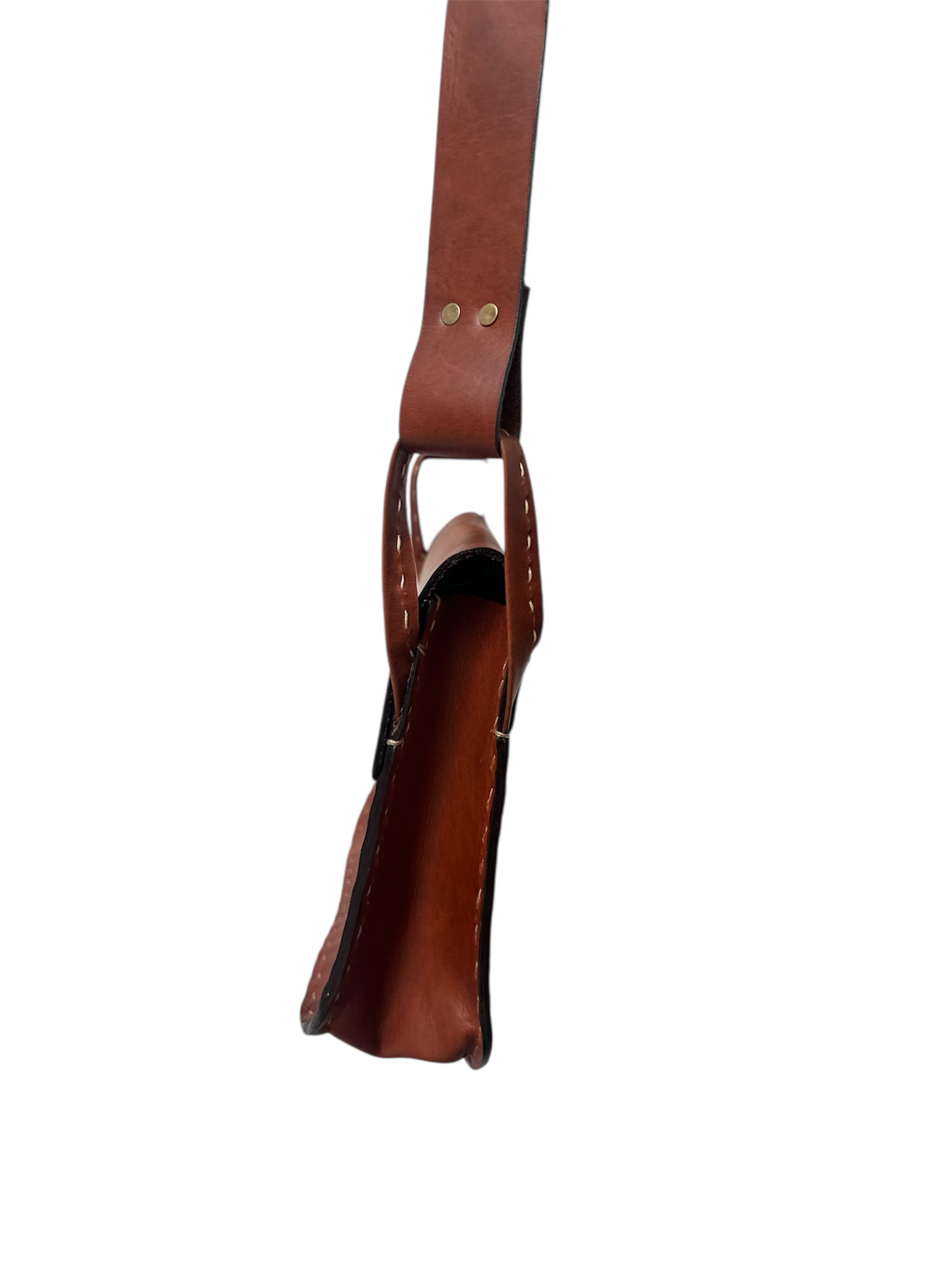Brown leather crossbody bag. 