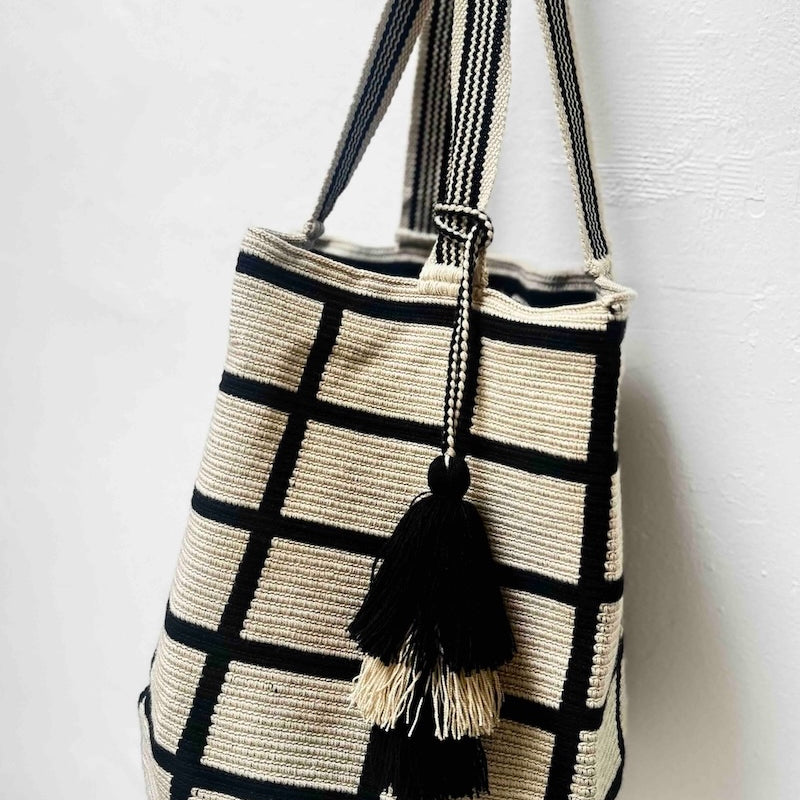 Wayuu Beach and Market Bag