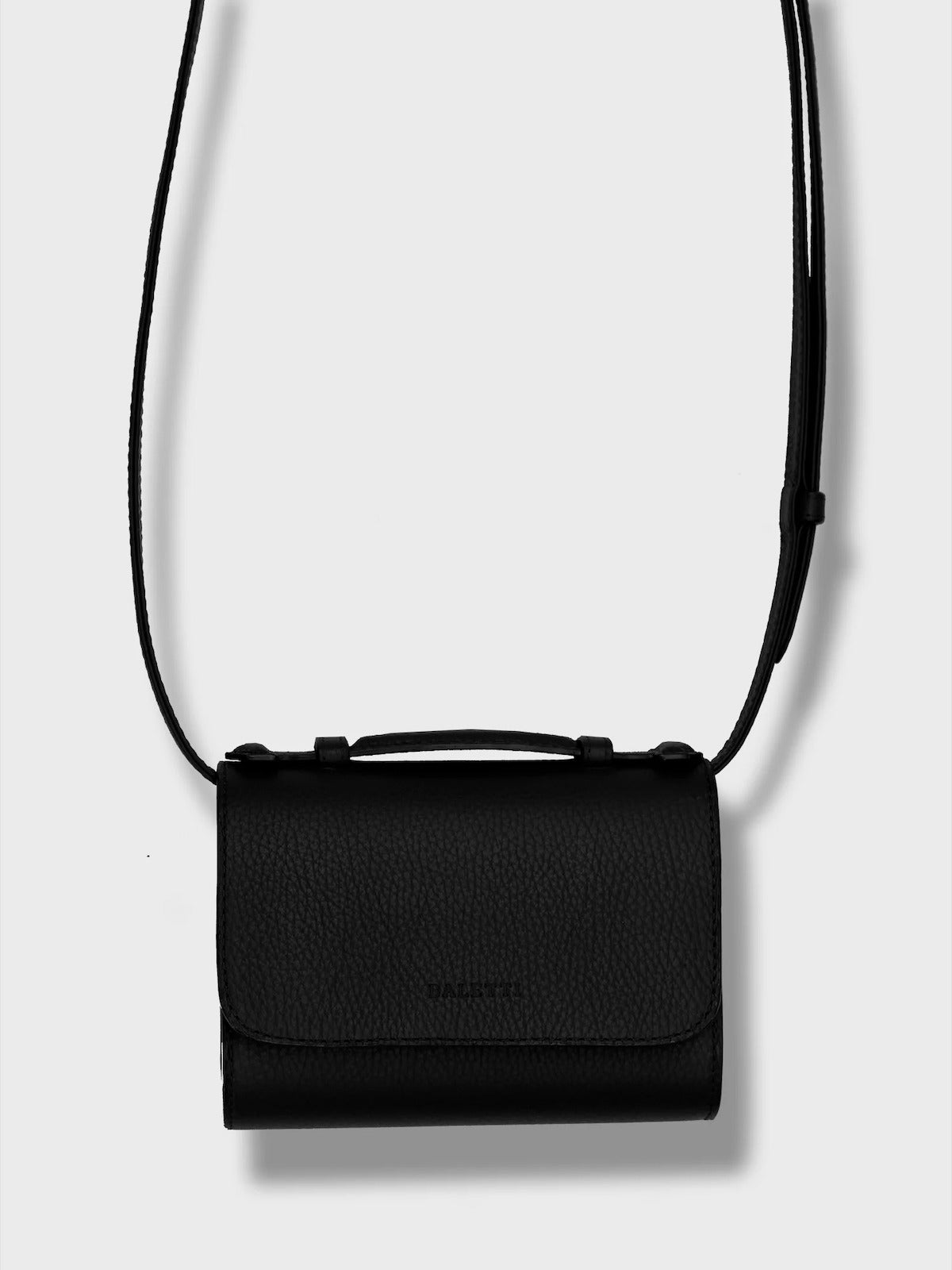 Belt Bag in Black - EVAMAIA