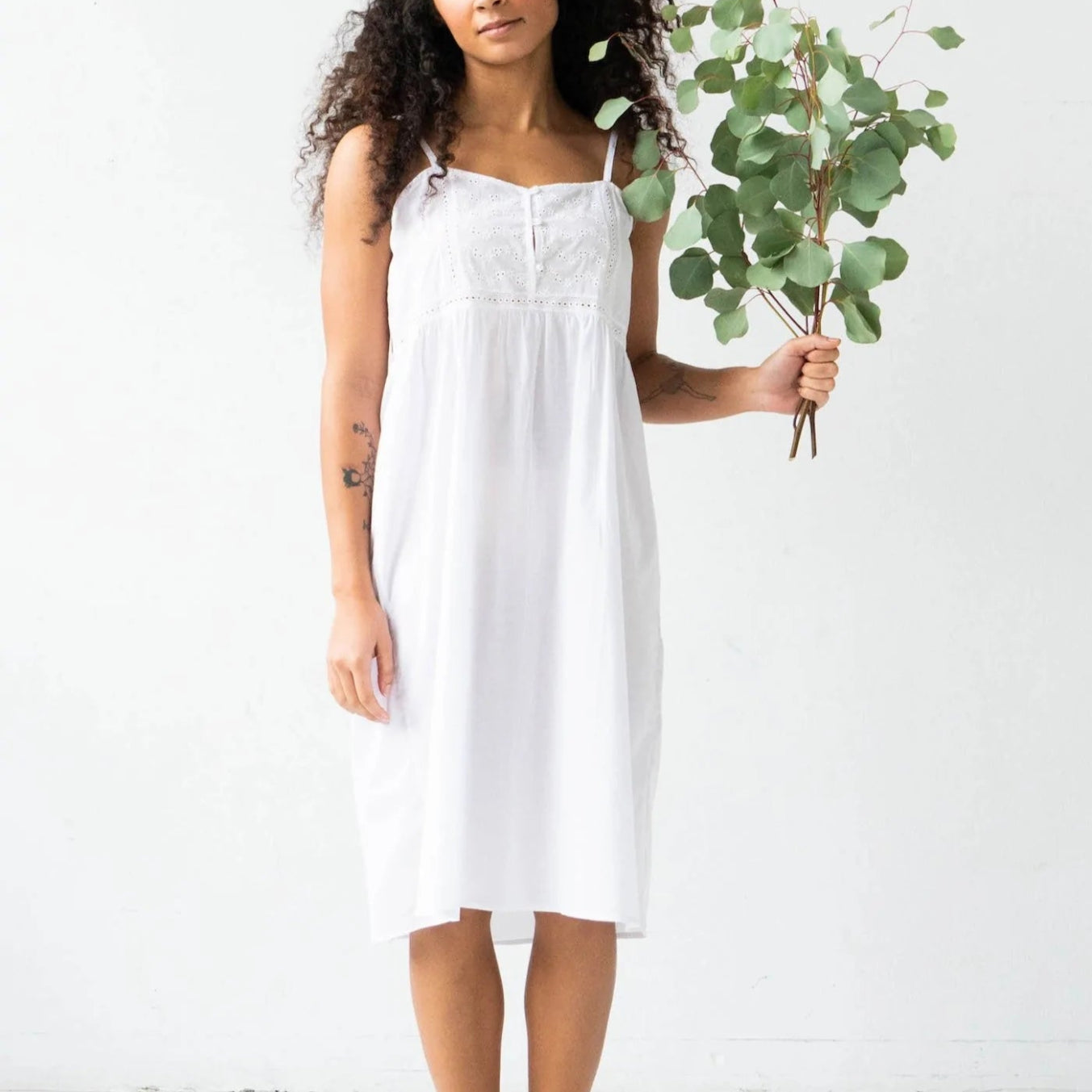 Broderie Gown - EVAMAIA