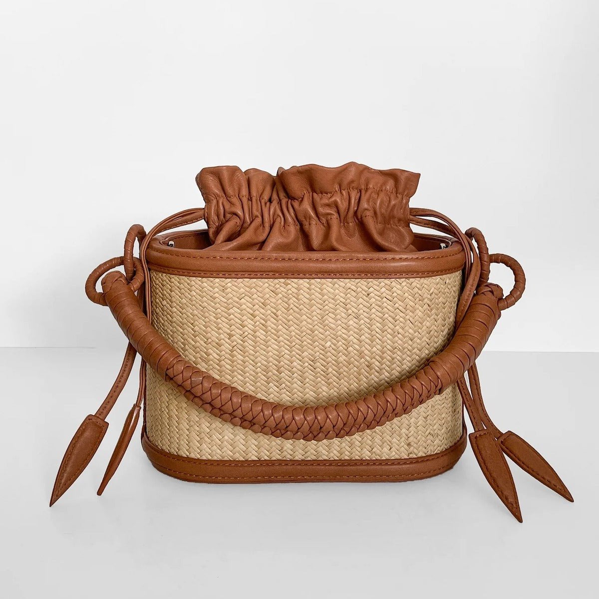 Iraca Basket Bucket - EVAMAIA