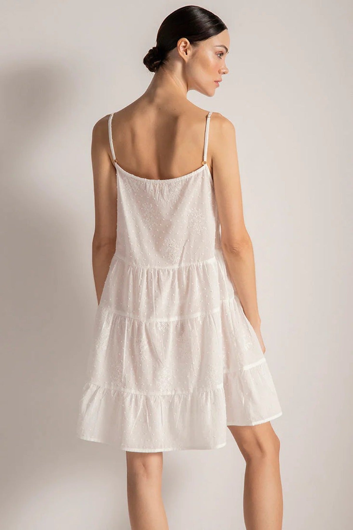 Nightgown with Embroidery Detail - EVAMAIA