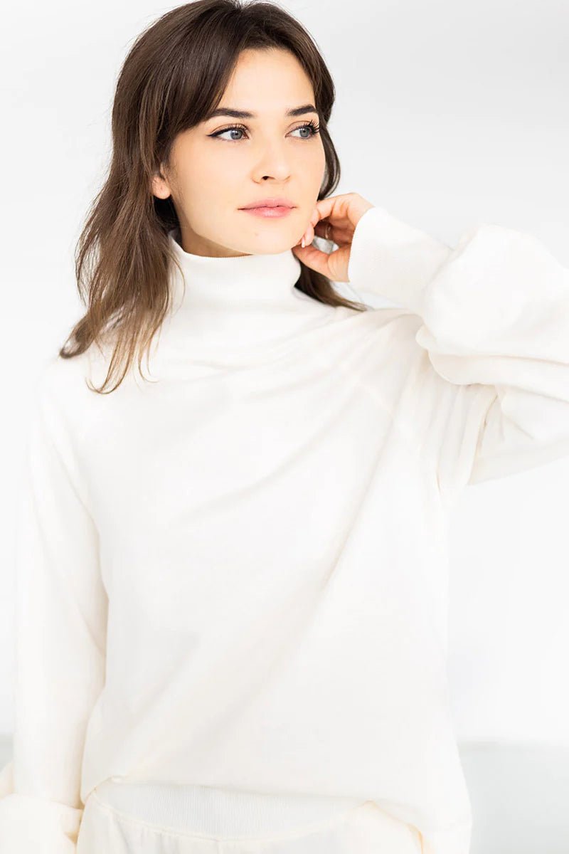 Ranglan Turtleneck - EVAMAIA