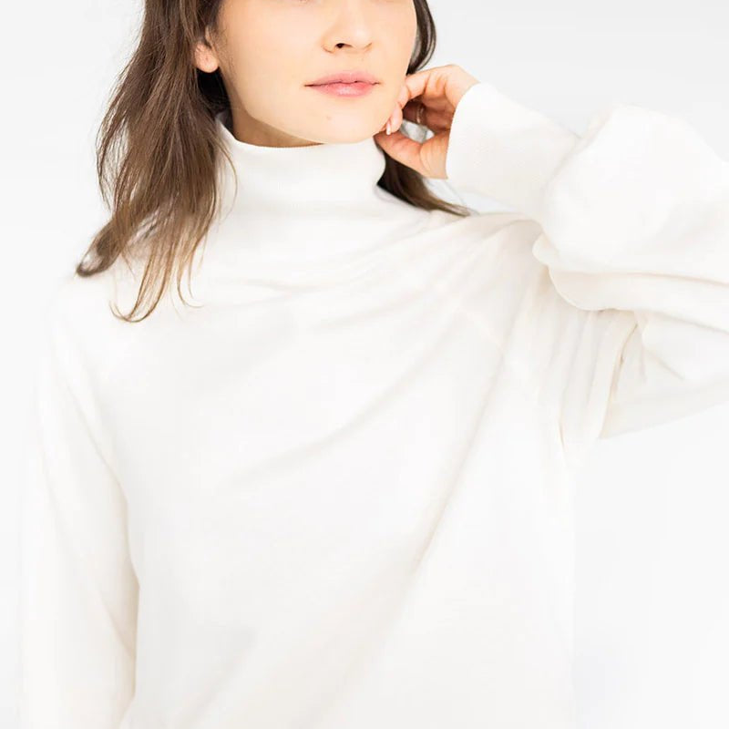 Ranglan Turtleneck - EVAMAIA