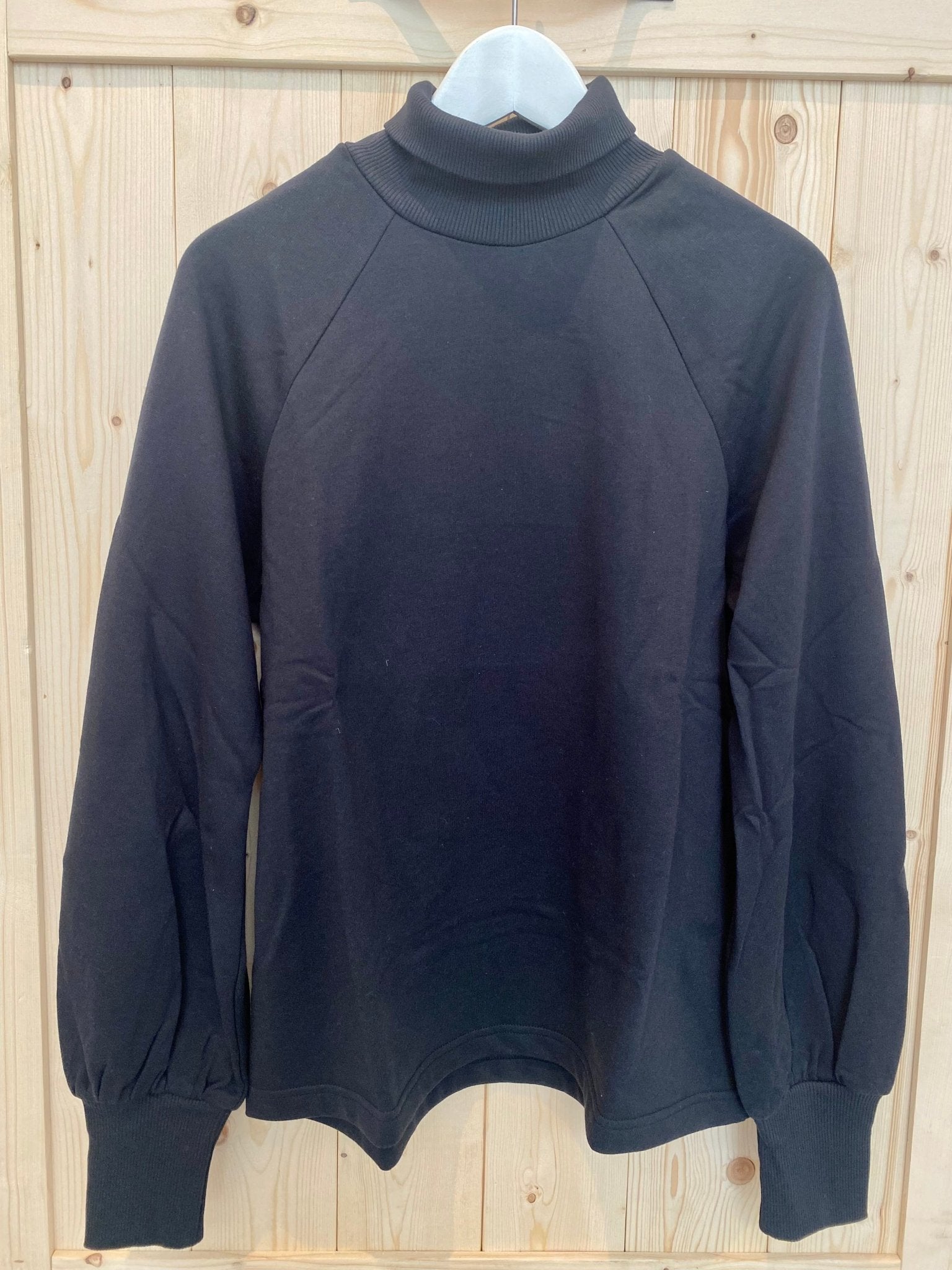 Ranglan Turtleneck - EVAMAIA