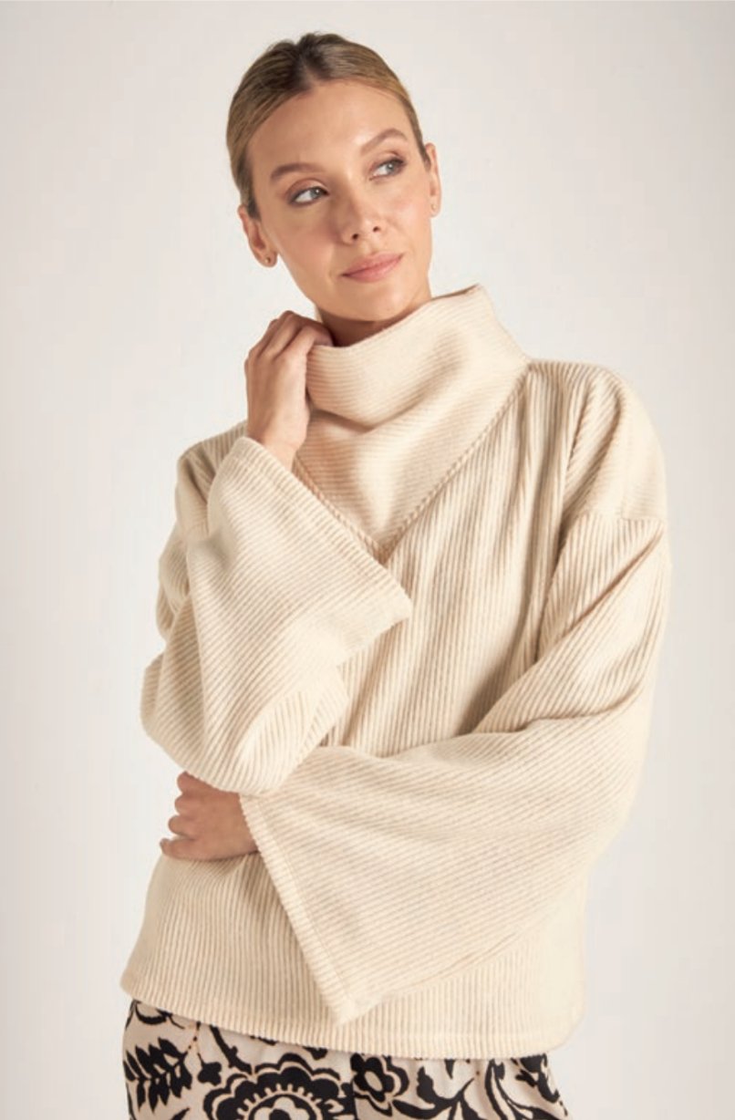 Ribbed Collar Sweater - EVAMAIA